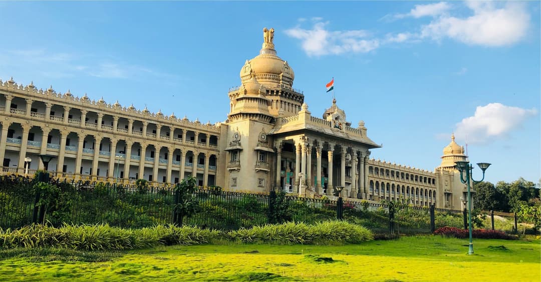Top 10 Reasons to Choose Globeia for Mobile Fingerprinting in Bangalore